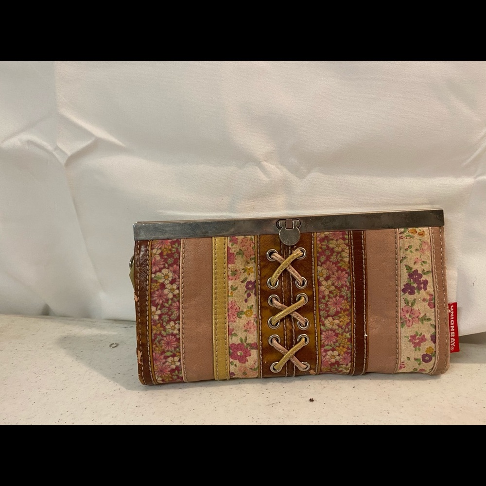 Union bay wallet